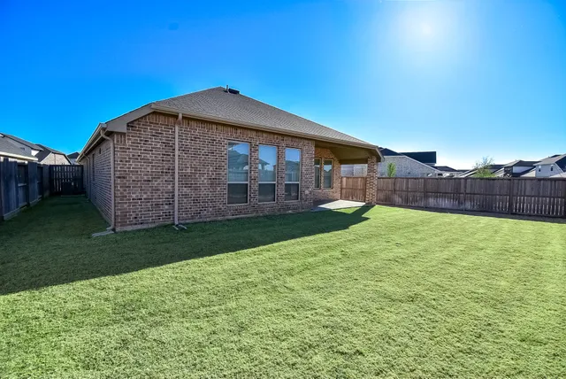 $2,700 | 31438 Vineyard Creek Drive, Fulshear, TX 77441