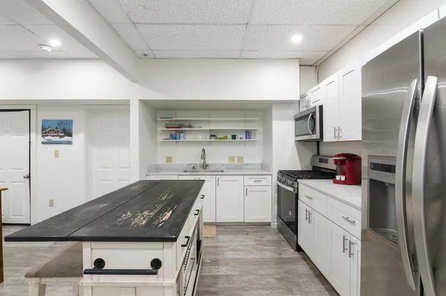 $600,000 | 72 Landmark Hill Drive, Brattleboro, VT 05301