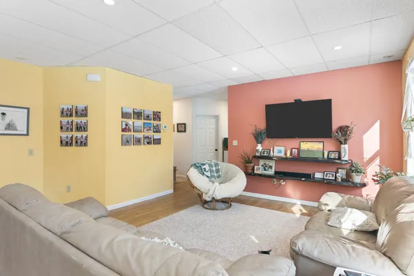 $550,000 | 72 Landmark Hill Drive, Brattleboro, VT 05301