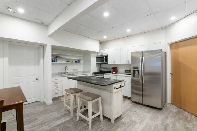 $600,000 | 72 Landmark Hill Drive, Brattleboro, VT 05301