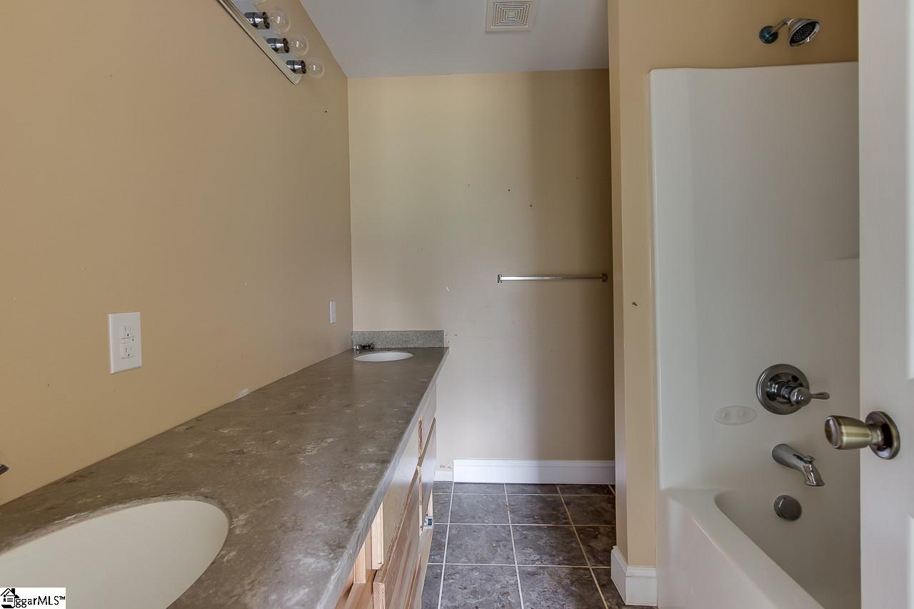 213 Sandifer Road Spartanburg, SC 29303 - Photo 22 of 31 Gallery Image 22