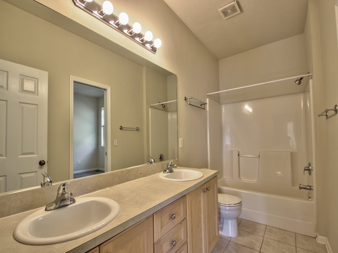 2014 Midyette Road, Unit 702 Tallahassee, FL 32301 - Photo 12 of 36 Gallery Image 12
