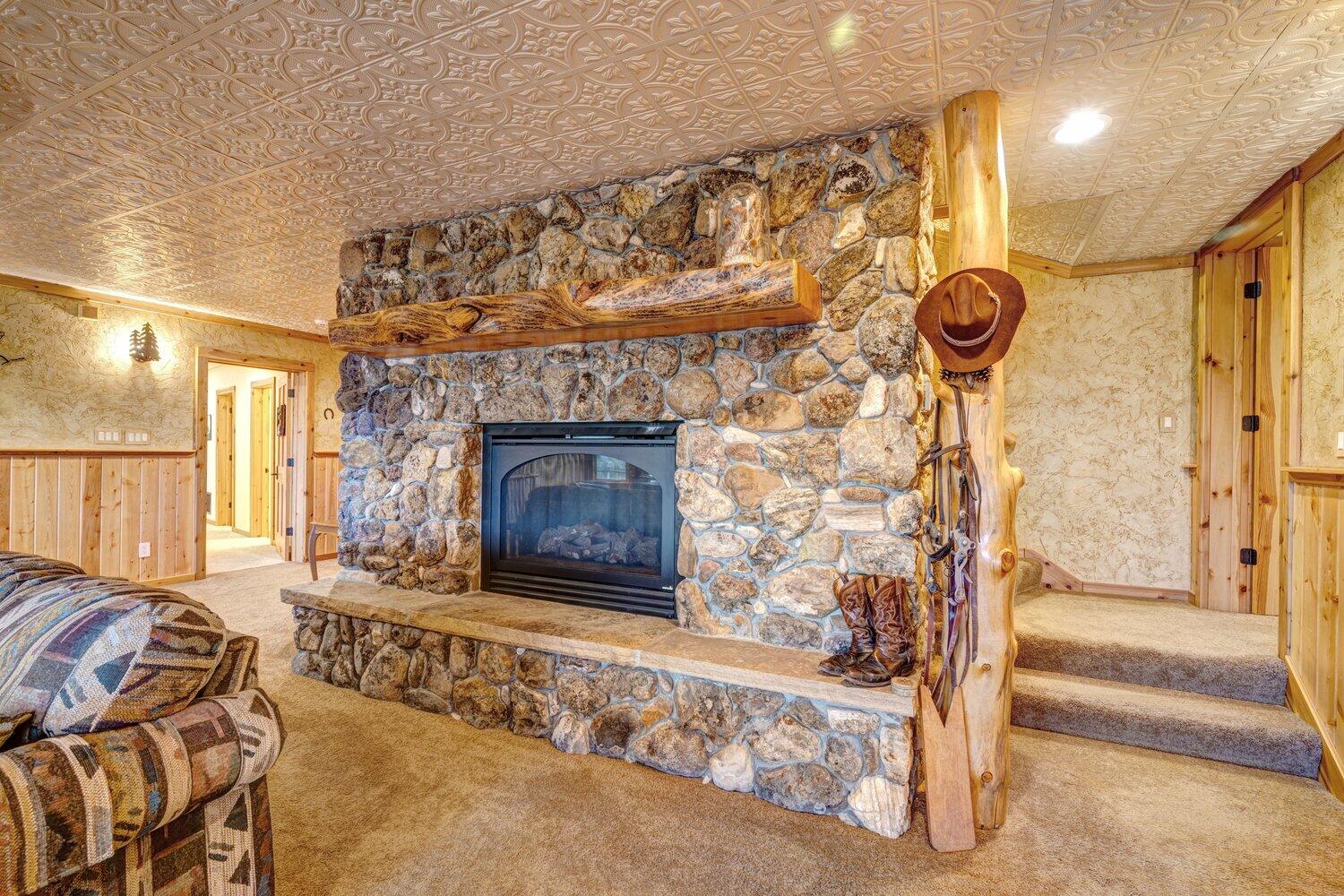 48 Golf Course Road Sheridan, WY 82801 - Photo 39 of 79 35