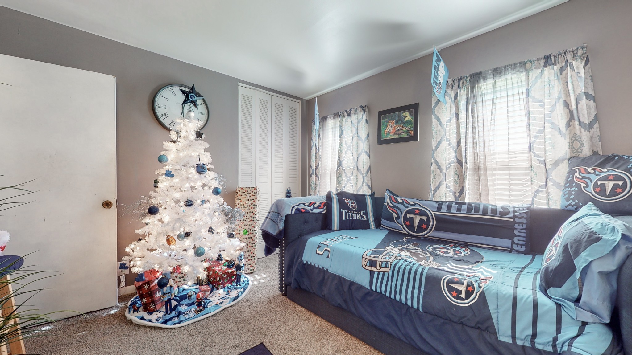 370 Wallace Road, Unit G3 Nashville, TN 37211 - Photo 26 of 30 a bedroom with bed and a window