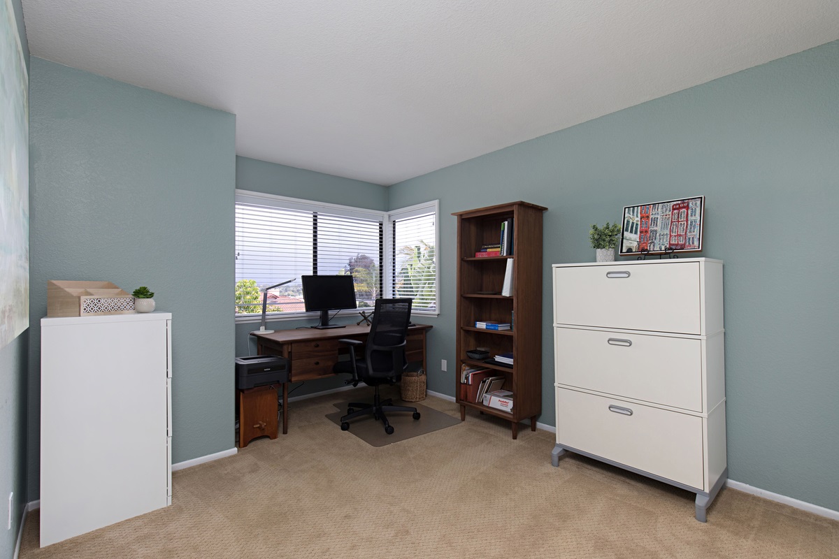 261 Via Palacio Encinitas, CA 92024 - Photo 20 of 25 Gallery Image 20