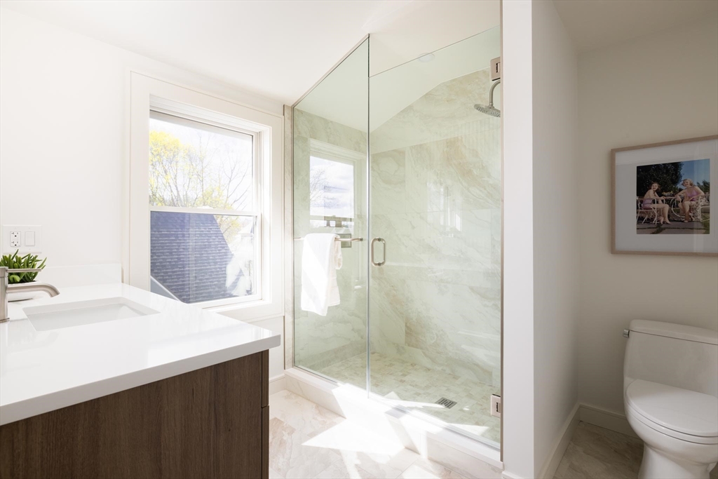 21 Kent Square, Unit 2 Brookline, MA 02446 - Photo 12 of 17