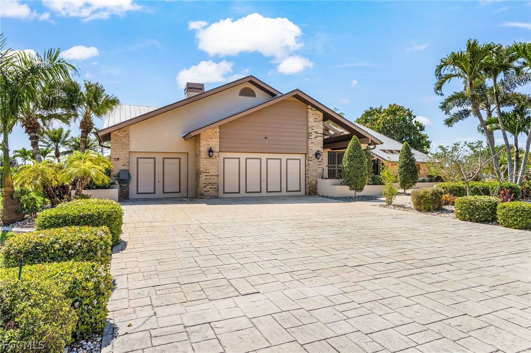 7747 Grande Pine Road Bokeelia, FL 33922 - Photo 4 of 45