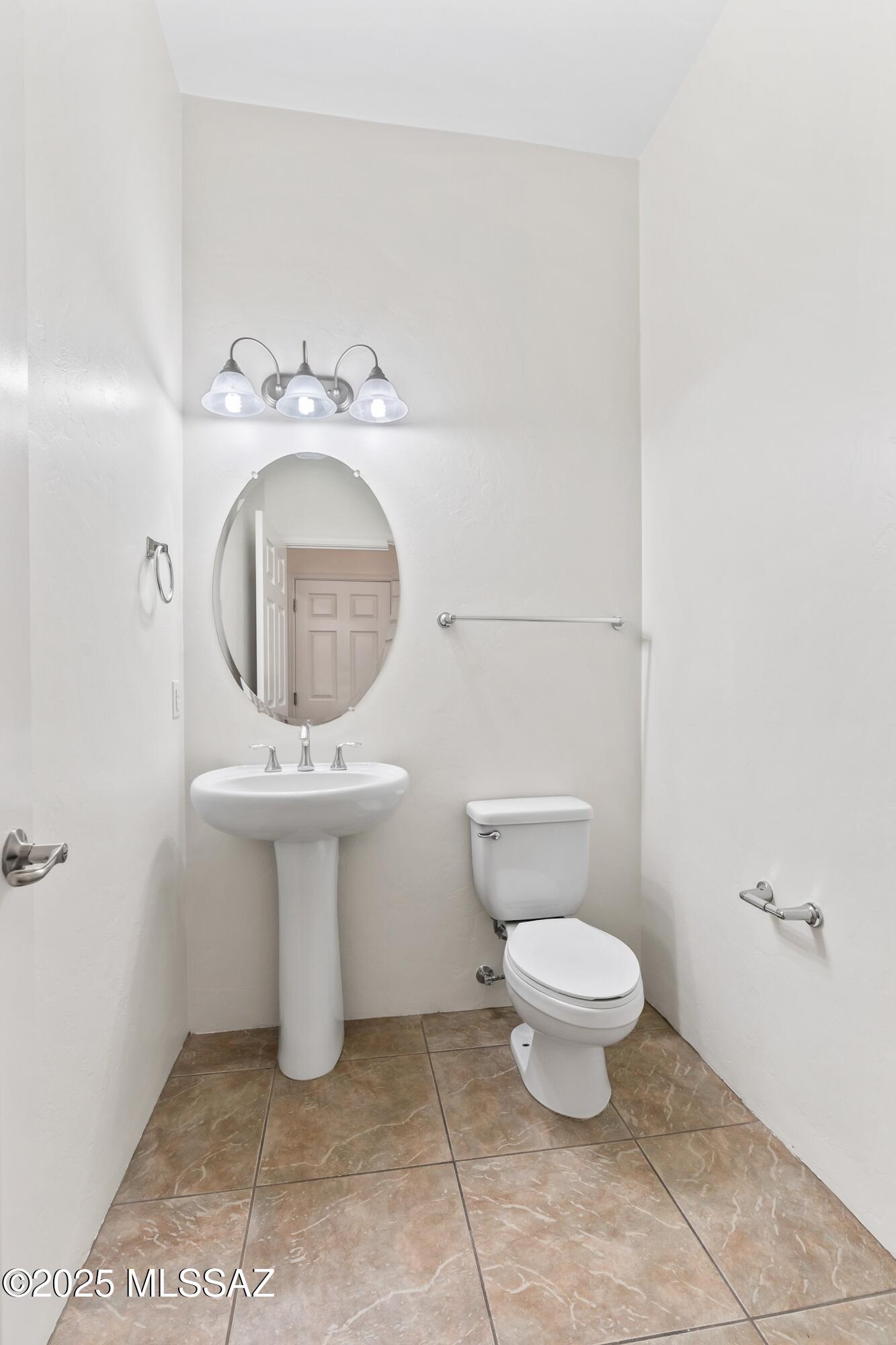 443 East Croydon Park Road Tucson, AZ 85704 - Photo 9 of 28
