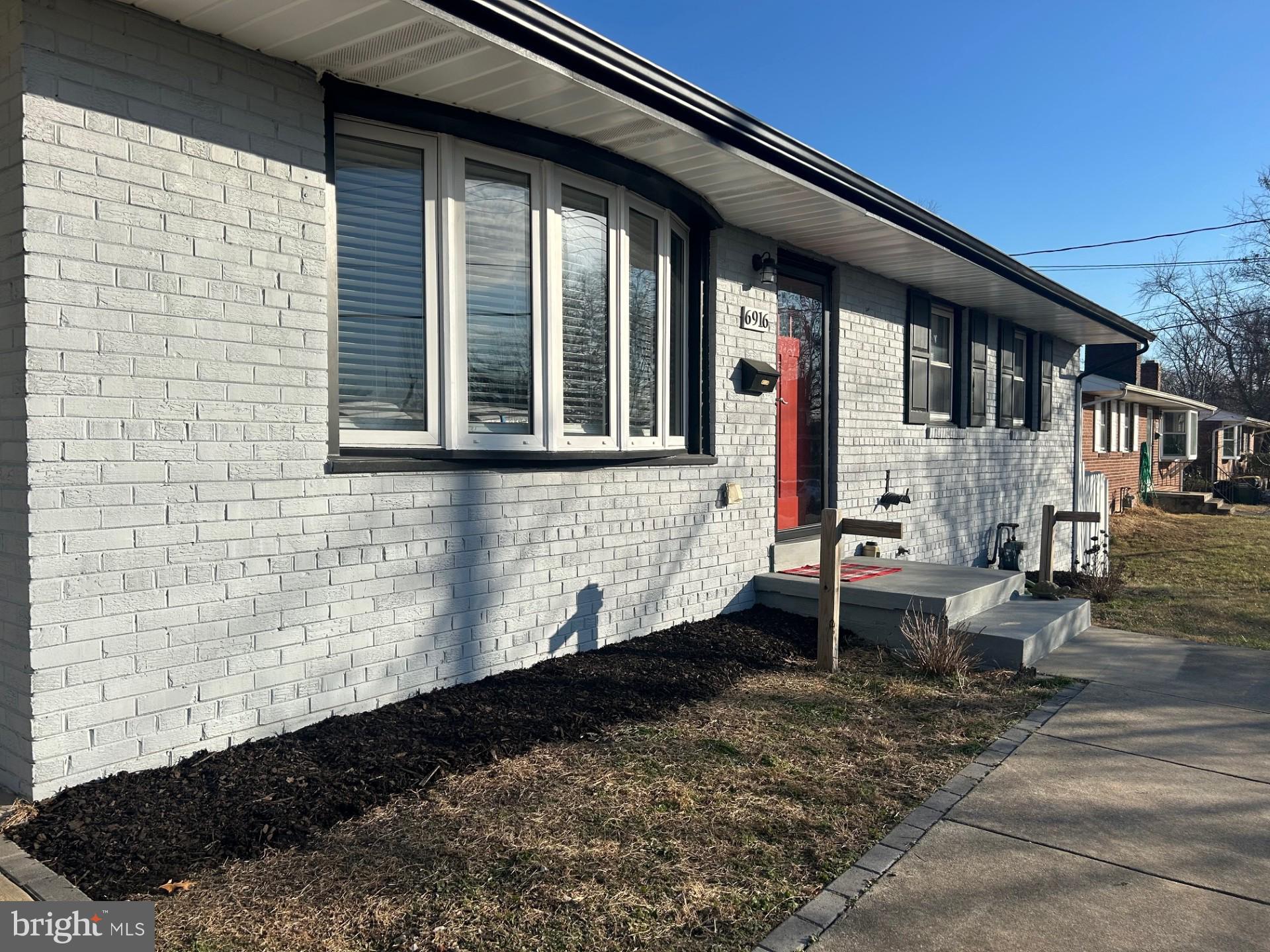 6916 Ruskin Street Springfield, VA 22150 - Photo 3 of 53 Front View