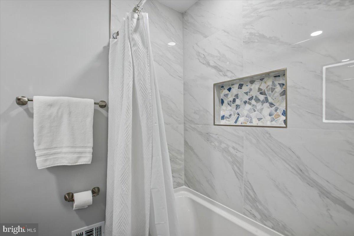 6916 Ruskin Street Springfield, VA 22150 - Photo 33 of 53 Remodeled Main Level Hall Bath