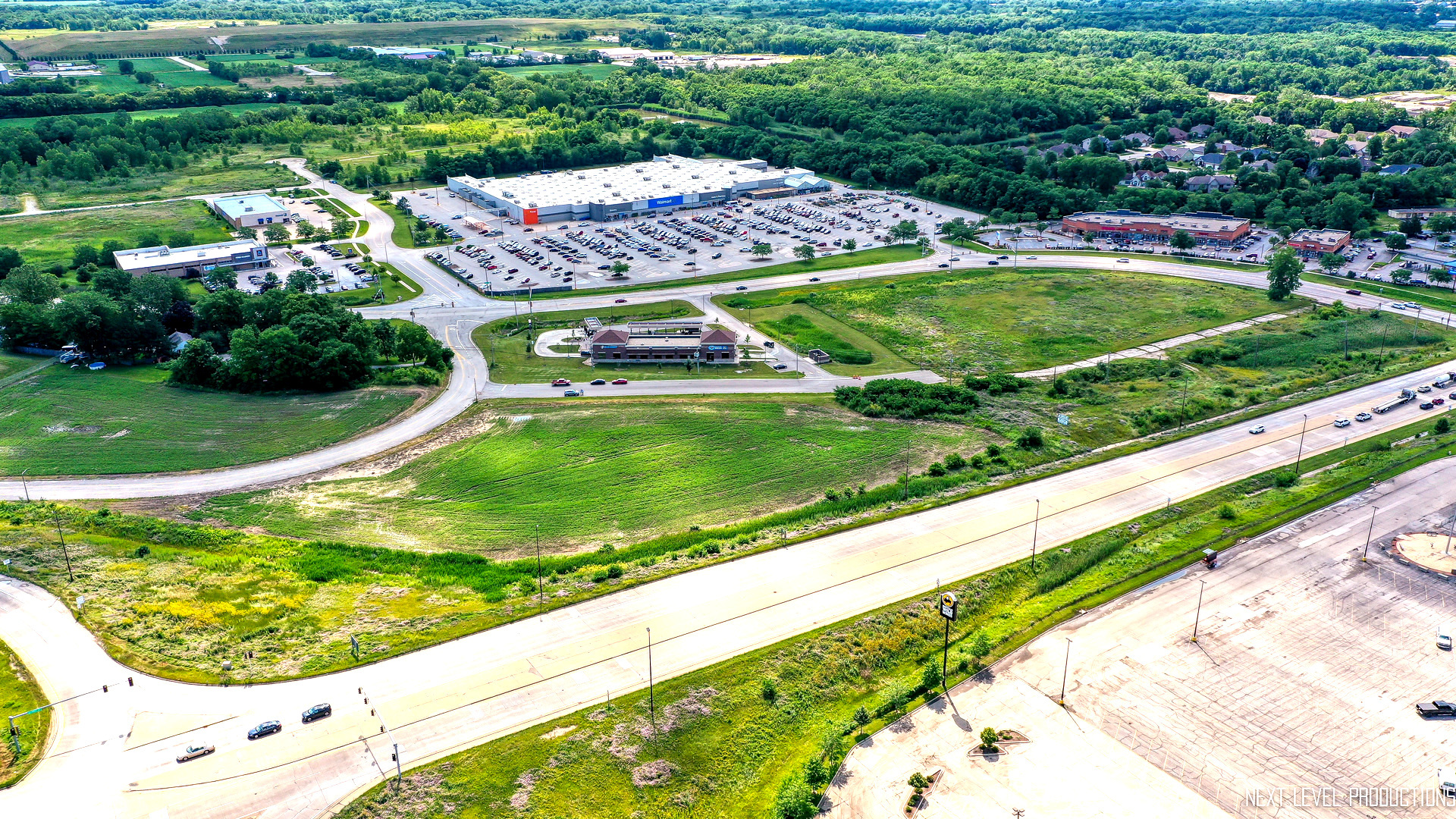 Lot 7 Mission Parkway Morris, IL 60450 - Photo 3 of 5 a view of a garden with a swimming pool
