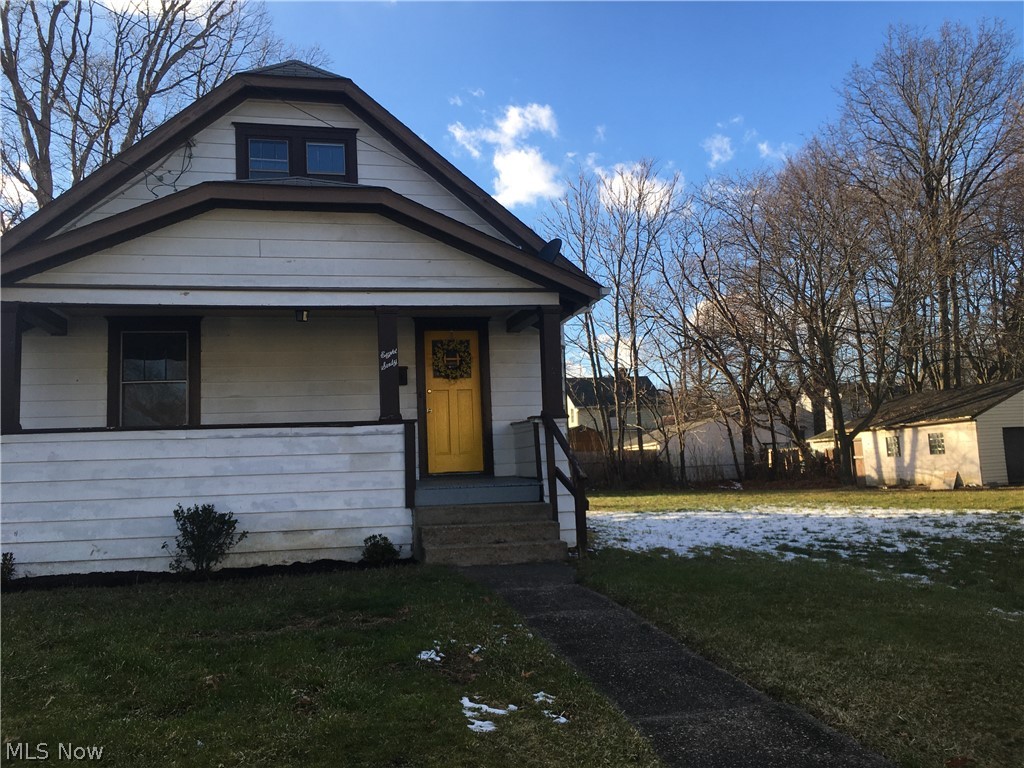 860 Iredell Street Akron, OH 44310 - Photo 1 of 18
