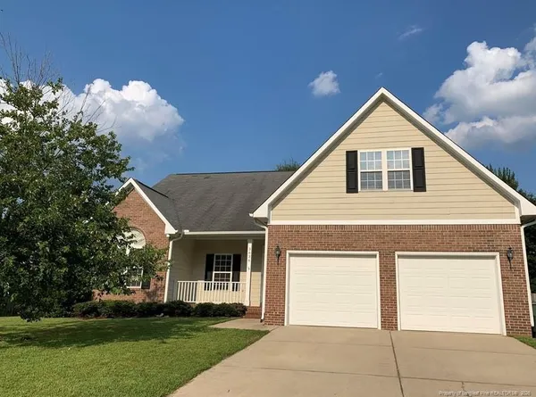 $1,950 | 3636 Standard Drive, Fayetteville, NC 28306