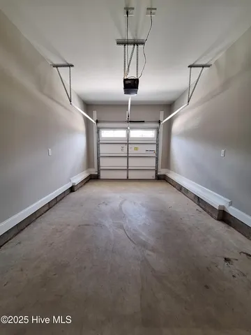 $1,750 | 1807 Fox Den Way, Unit 4, Greenville, NC 27858