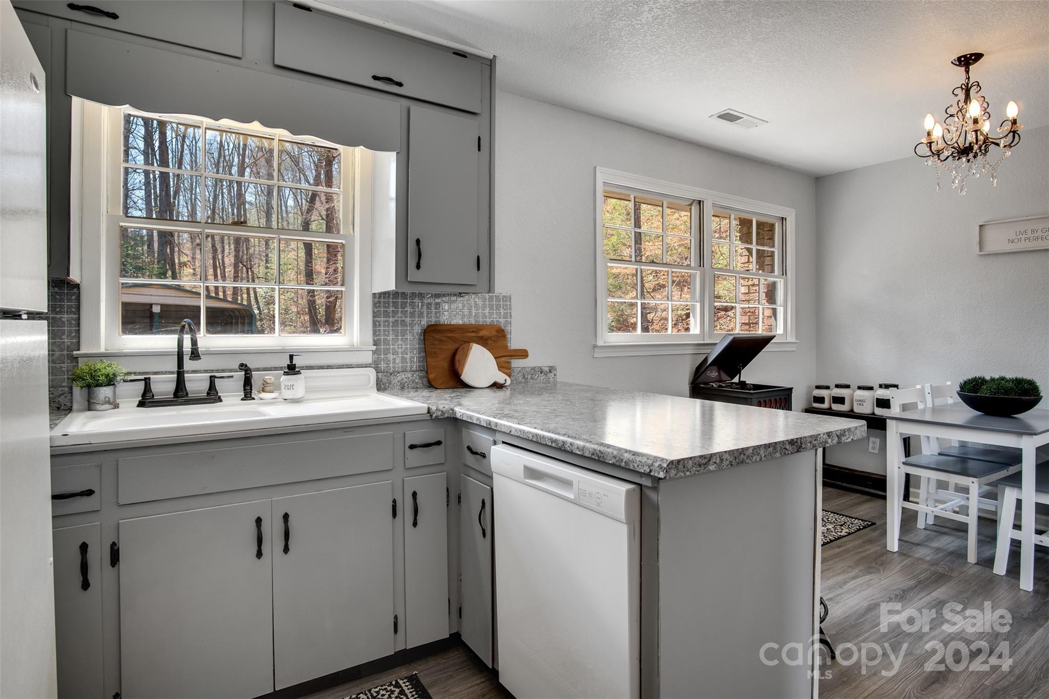 1118 Fulcher Road Franklin, NC 28734 - Photo 14 of 48 Gallery Image 14