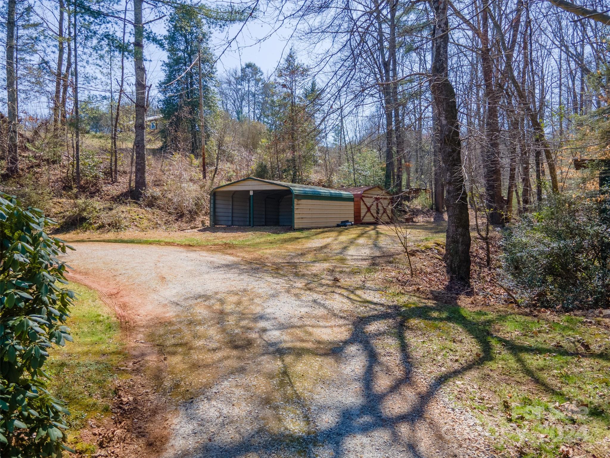 1118 Fulcher Road Franklin, NC 28734 - Photo 38 of 48 Gallery Image 38