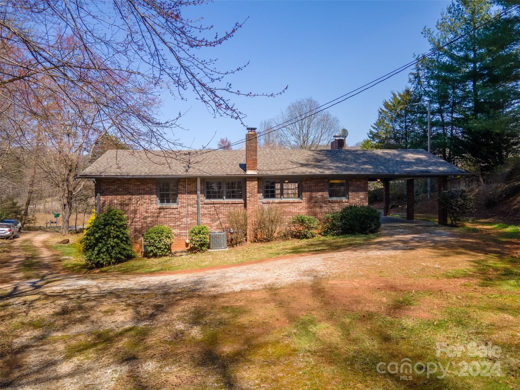 1118 Fulcher Road Franklin, NC 28734 - Photo 45 of 48 Gallery Image 45