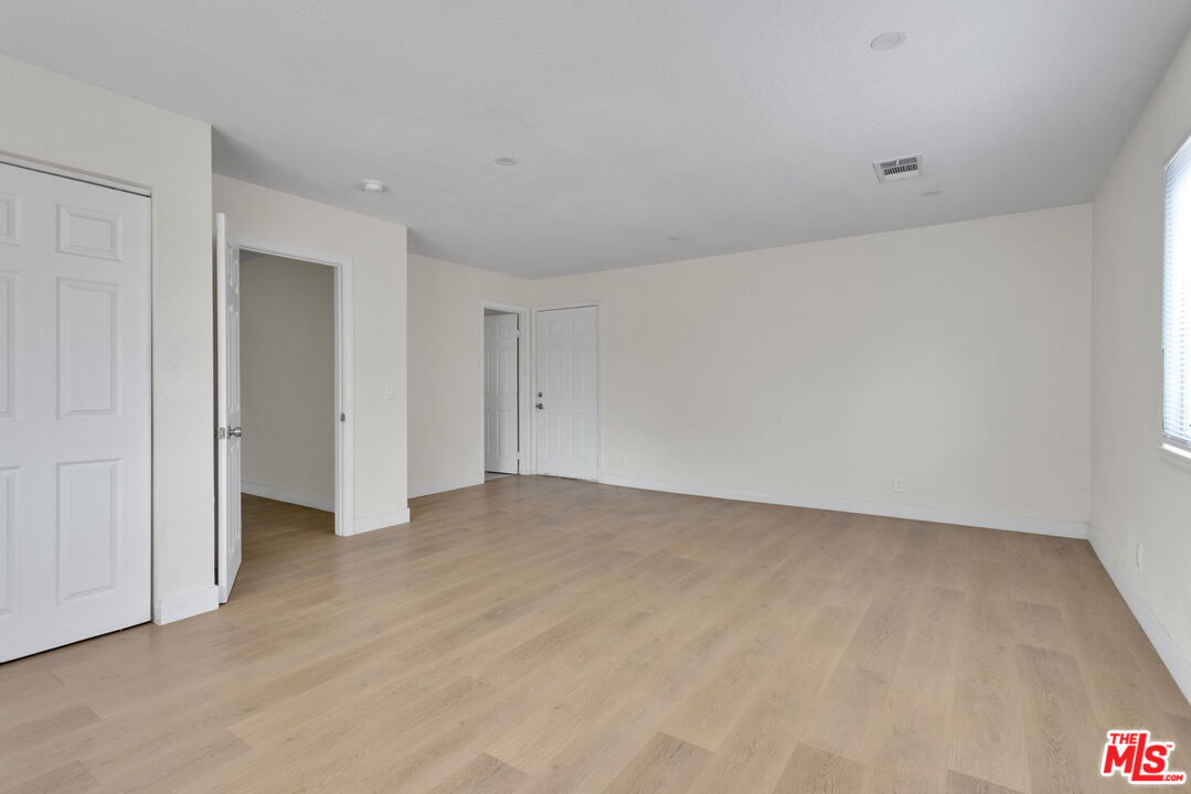 12625 Tamiani Road Apple Valley, CA 92308 - Photo 13 of 49