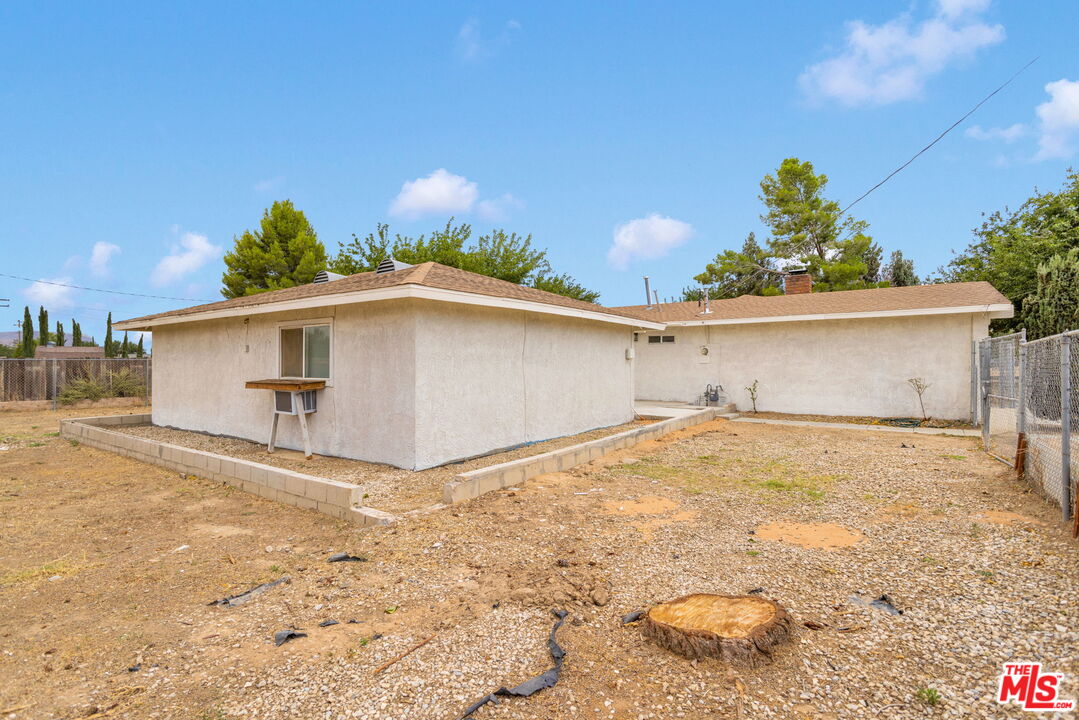 12625 Tamiani Road Apple Valley, CA 92308 - Photo 39 of 49