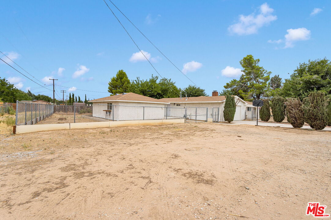 12625 Tamiani Road Apple Valley, CA 92308 - Photo 42 of 49