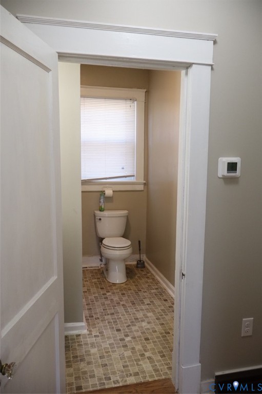 9540 Pridesville Road Amelia Court House, VA 23002 - Photo 13 of 15 a bathroom with a toilet