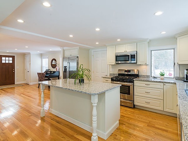 21 Kinsley Road Acton, MA 01720 - Photo 8 of 25 Gallery Image 8
