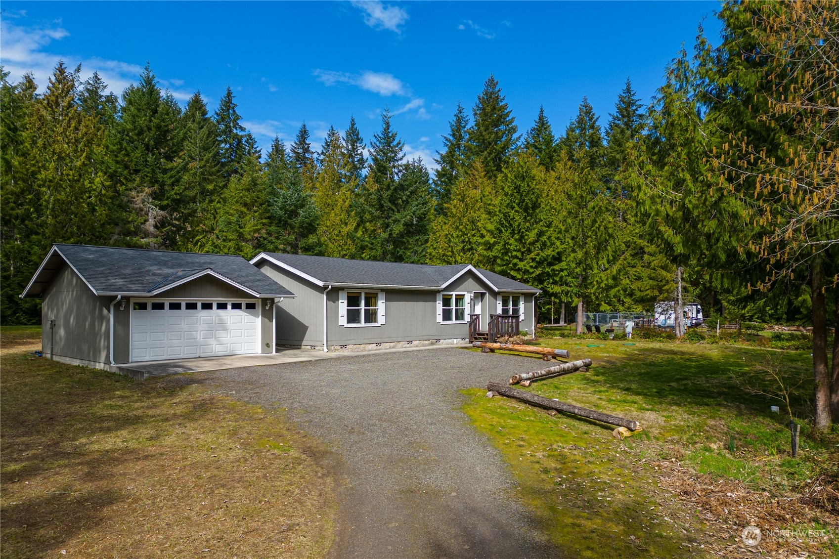 1635 Southwest Old Clifton Road Port Orchard, WA 98367 - Photo 2 of 40 Gallery Image 2
