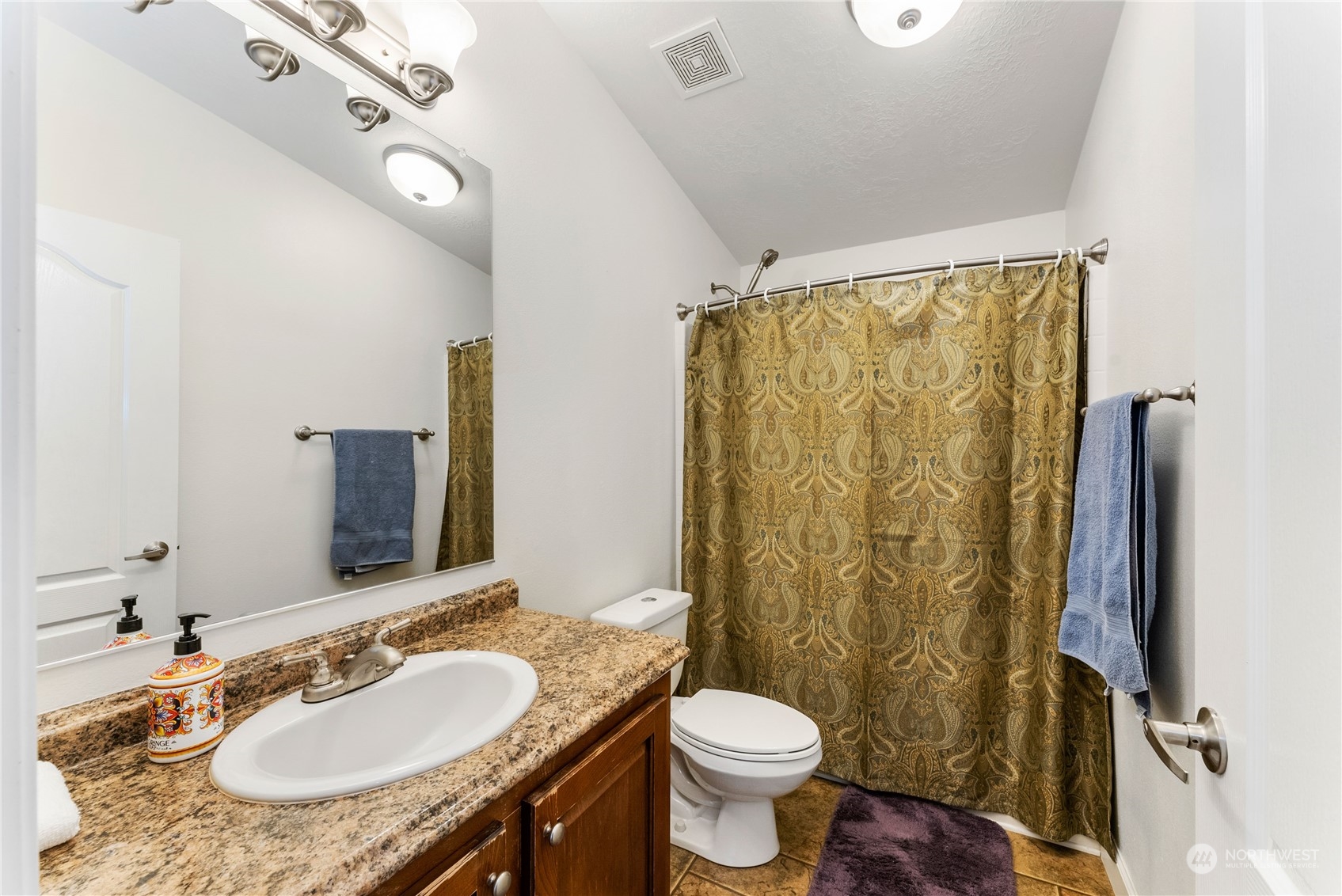 1635 Southwest Old Clifton Road Port Orchard, WA 98367 - Photo 23 of 40 Gallery Image 23