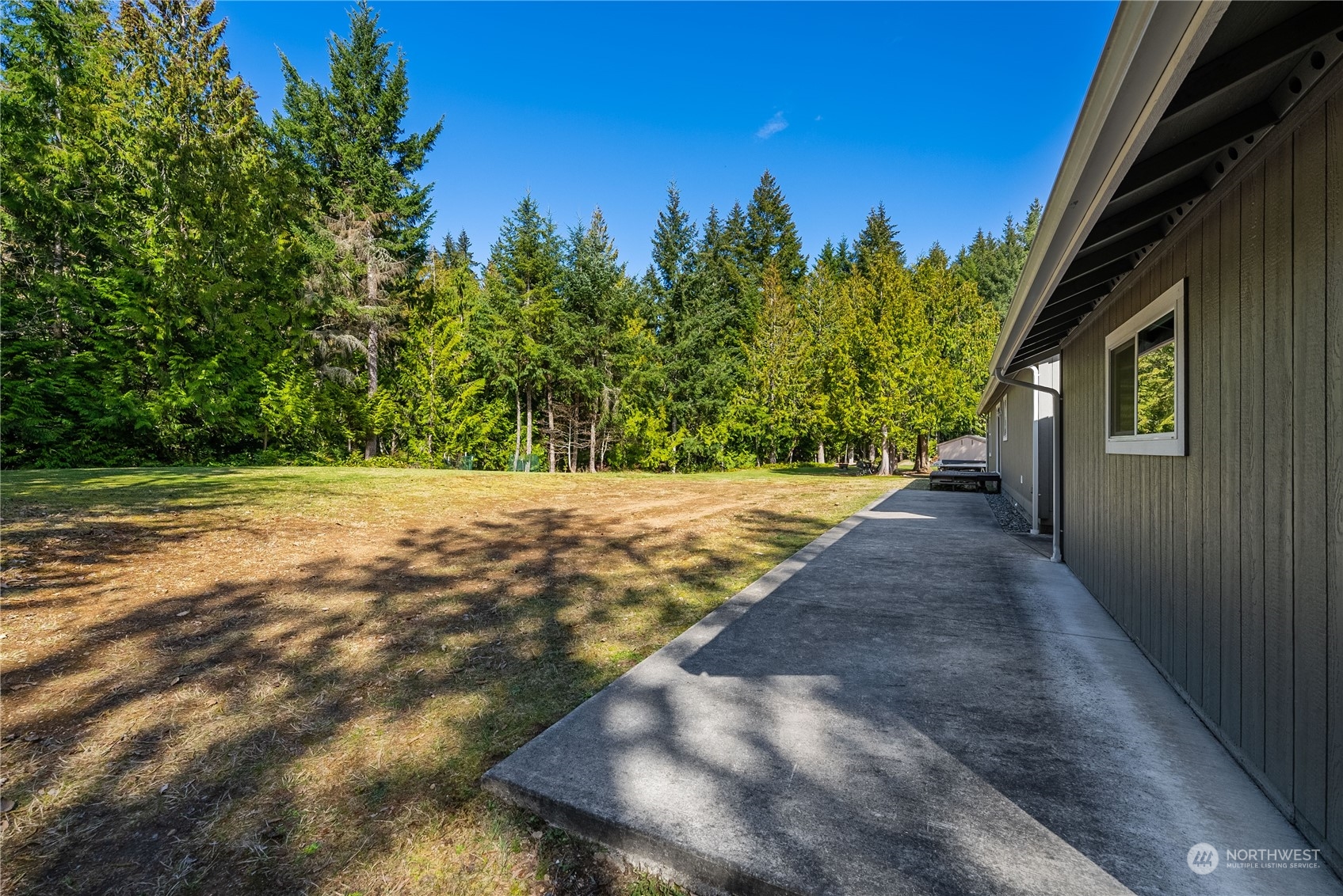 1635 Southwest Old Clifton Road Port Orchard, WA 98367 - Photo 27 of 40 Gallery Image 27