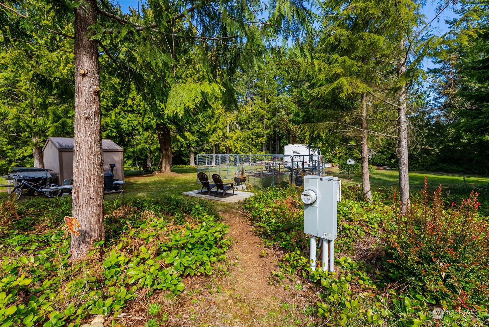 1635 Southwest Old Clifton Road Port Orchard, WA 98367 - Photo 31 of 40 Gallery Image 31