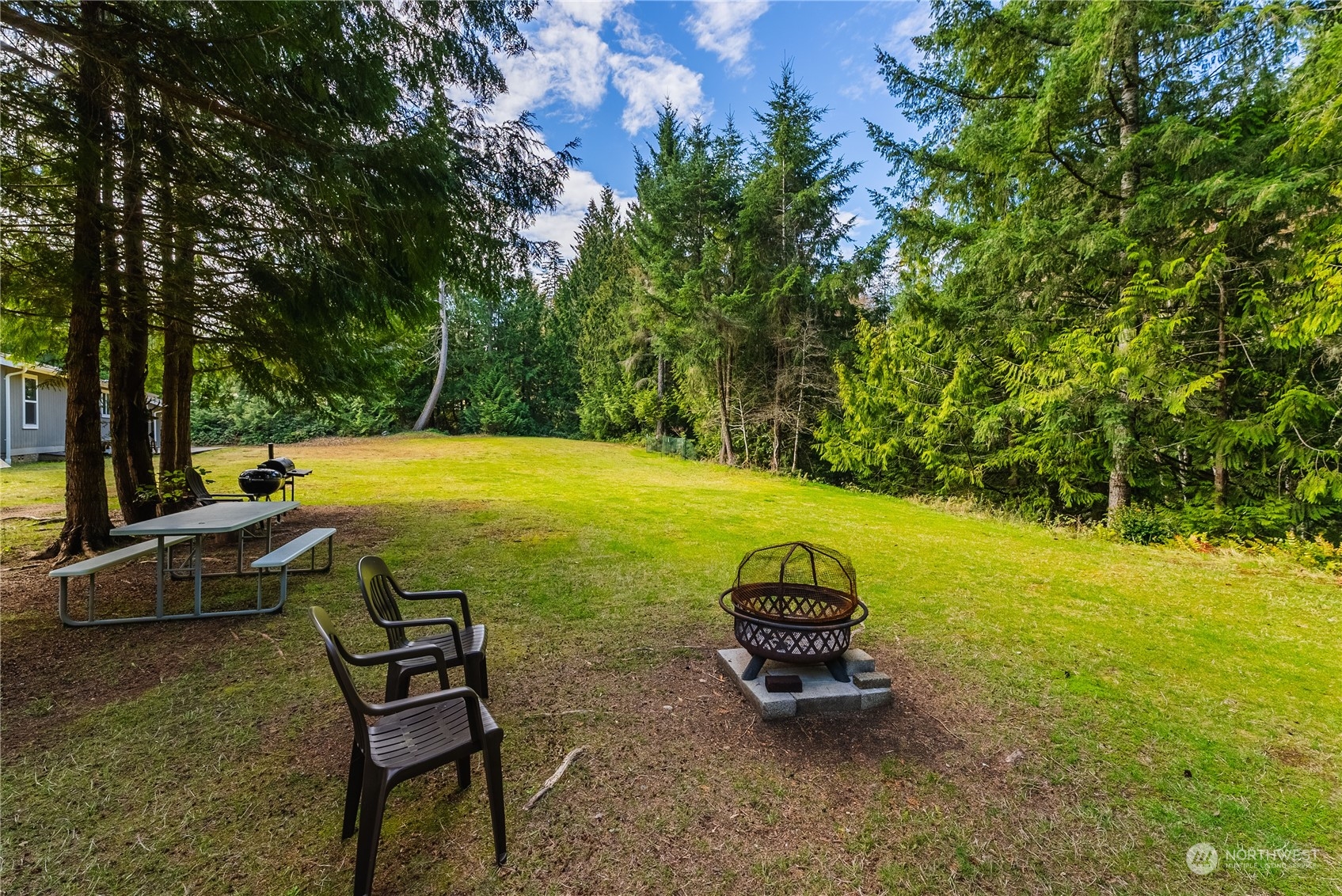 1635 Southwest Old Clifton Road Port Orchard, WA 98367 - Photo 35 of 40 Gallery Image 35