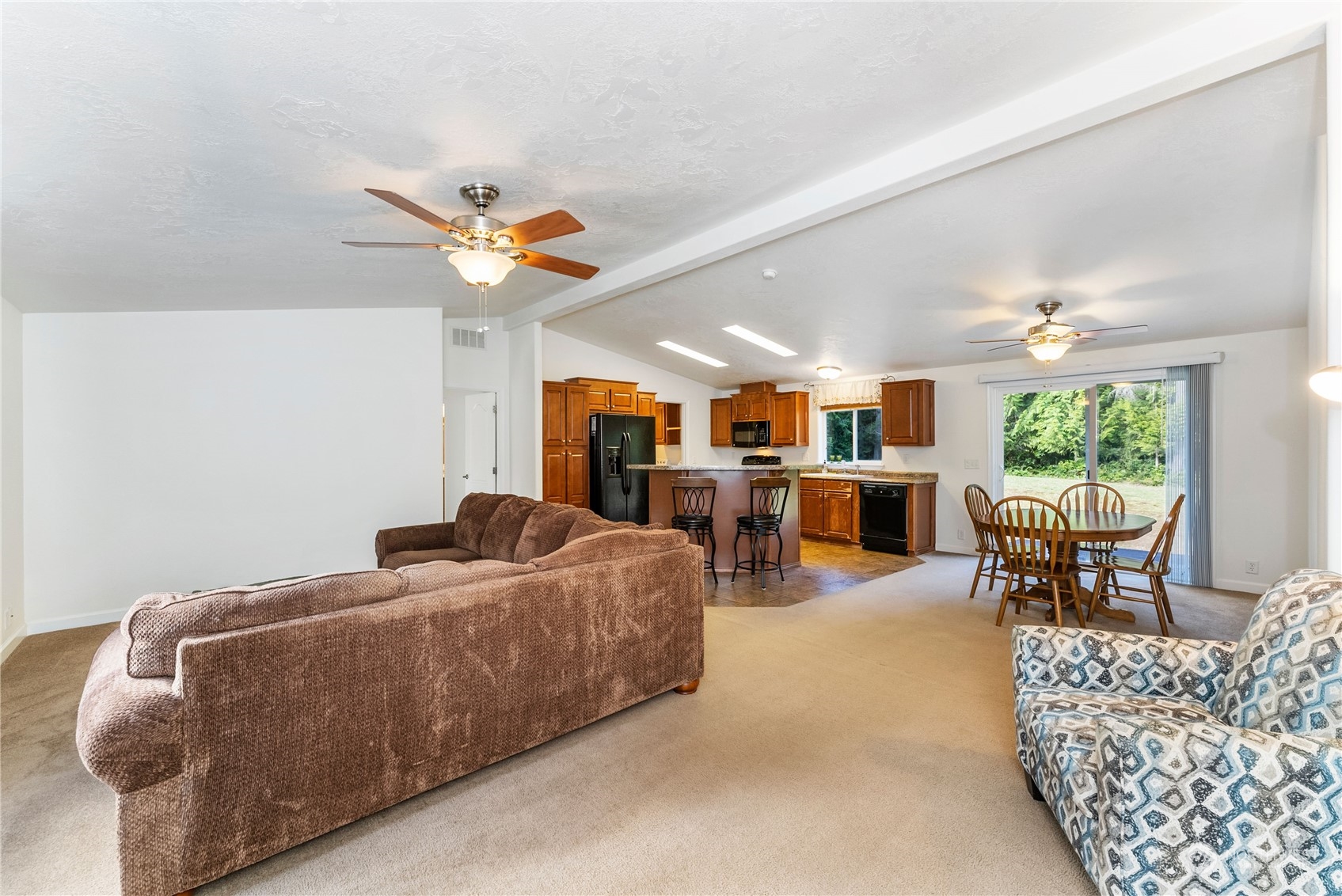 1635 Southwest Old Clifton Road Port Orchard, WA 98367 - Photo 5 of 40 Gallery Image 5