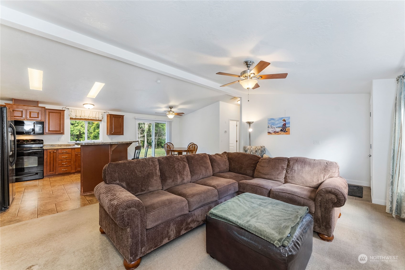 1635 Southwest Old Clifton Road Port Orchard, WA 98367 - Photo 7 of 40 Gallery Image 7