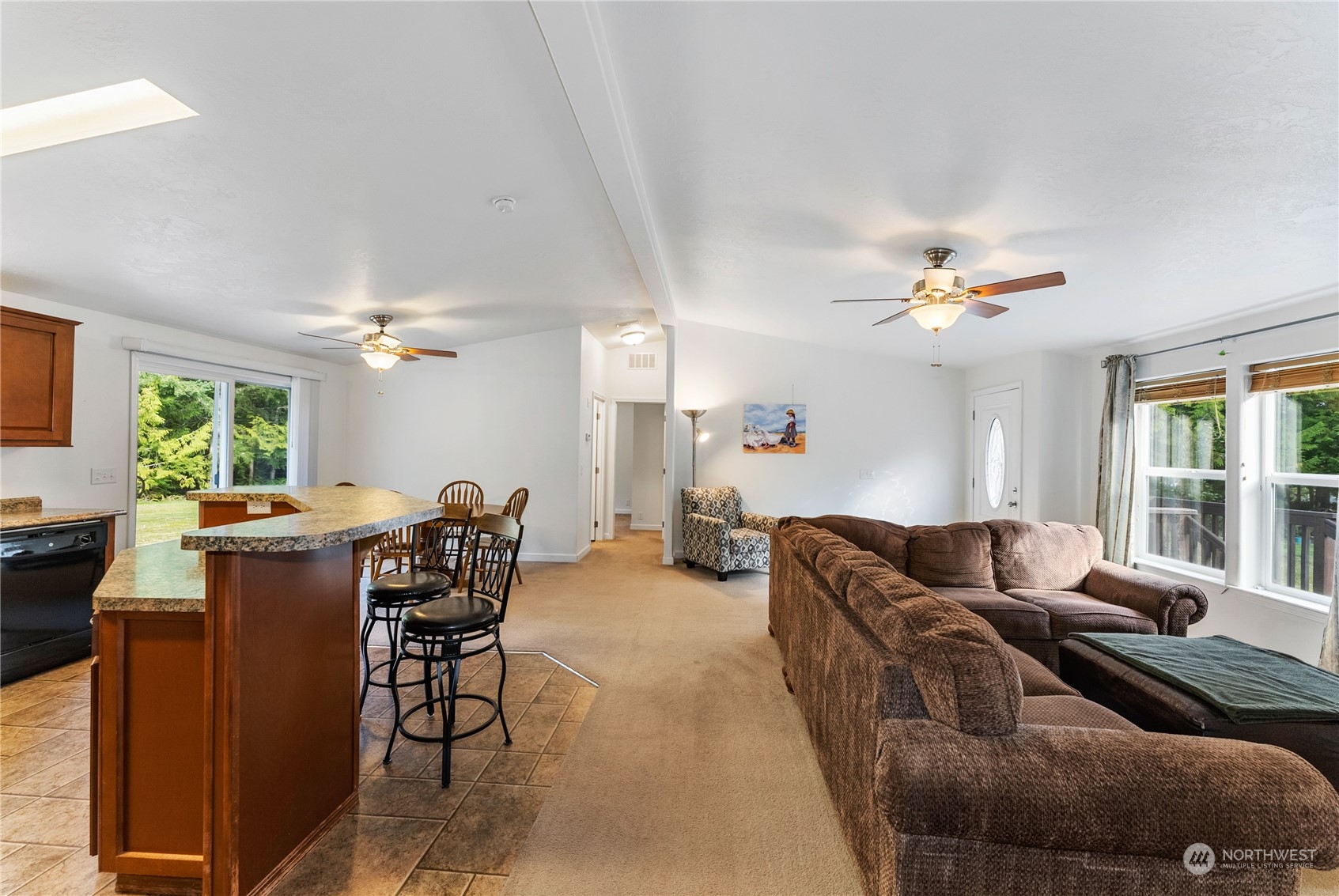 1635 Southwest Old Clifton Road Port Orchard, WA 98367 - Photo 9 of 40 Gallery Image 9