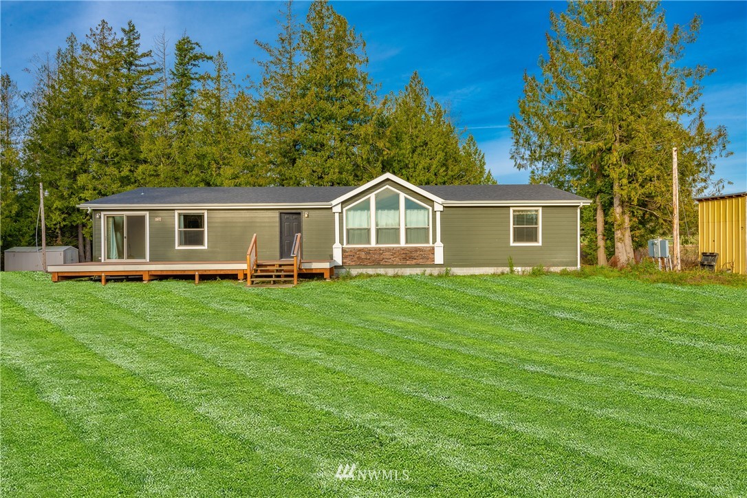 1402 Kelly Road Bellingham, WA 98226 - Photo 1 of 26