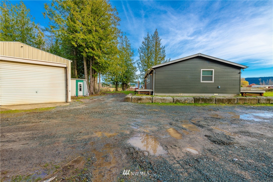 1402 Kelly Road Bellingham, WA 98226 - Photo 2 of 26