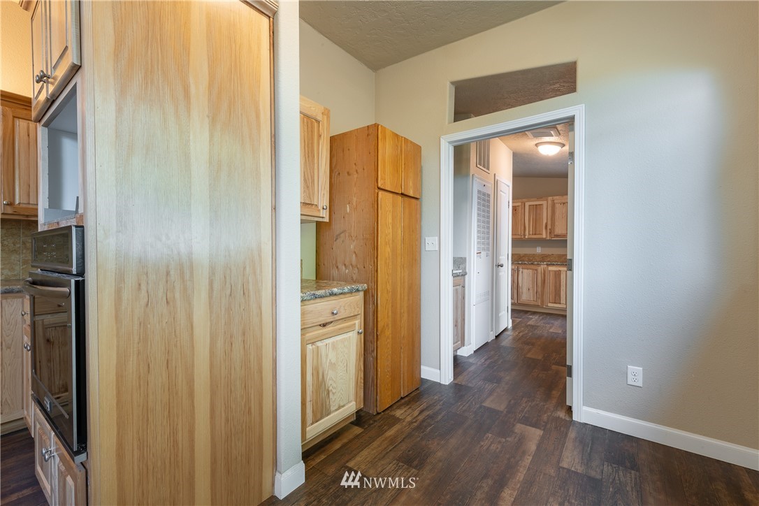 1402 Kelly Road Bellingham, WA 98226 - Photo 11 of 26