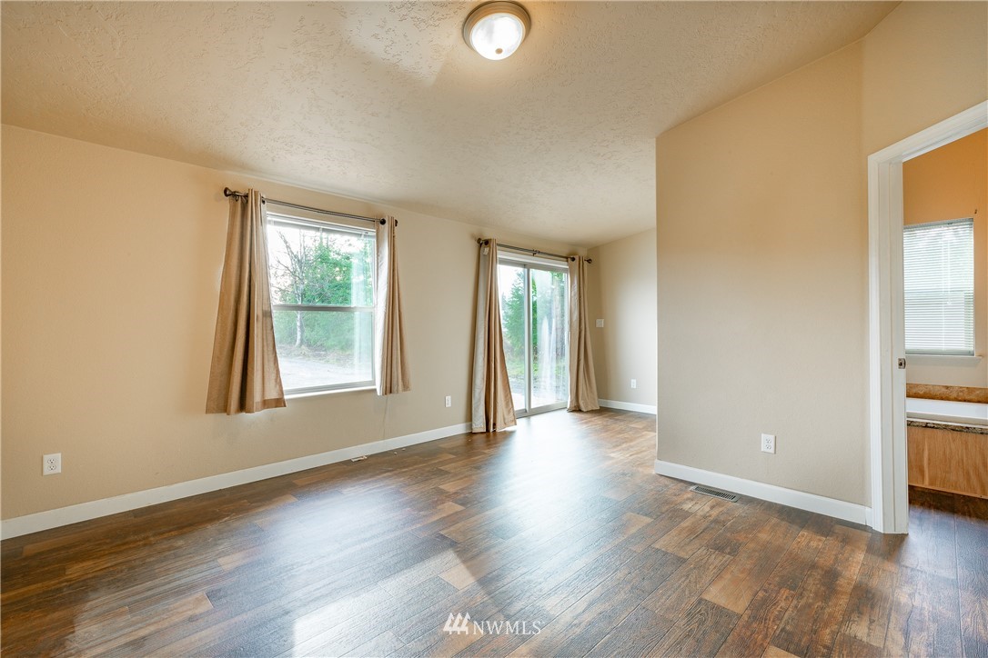 1402 Kelly Road Bellingham, WA 98226 - Photo 12 of 26