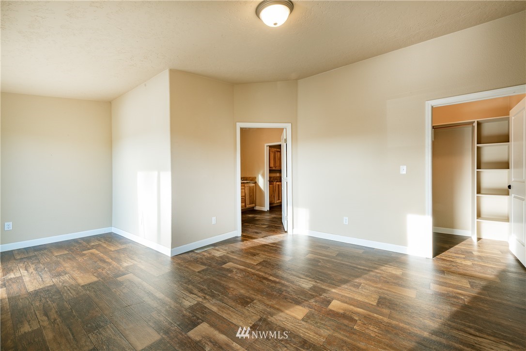 1402 Kelly Road Bellingham, WA 98226 - Photo 13 of 26