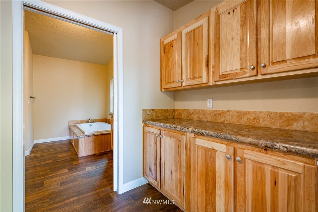 1402 Kelly Road Bellingham, WA 98226 - Photo 15 of 26