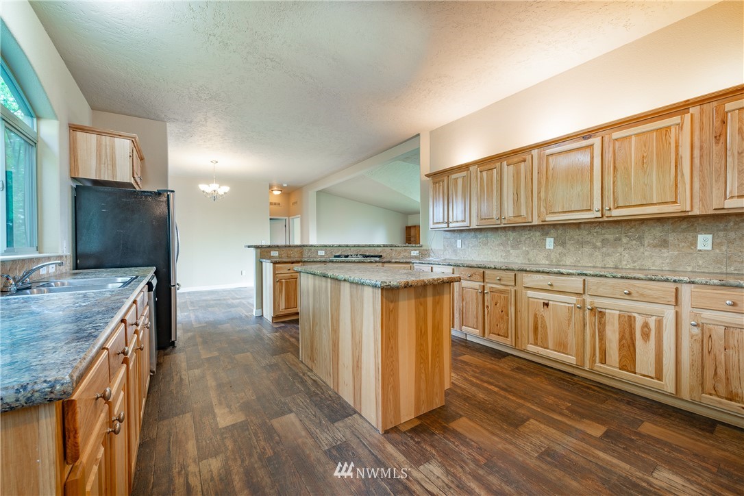 1402 Kelly Road Bellingham, WA 98226 - Photo 9 of 26