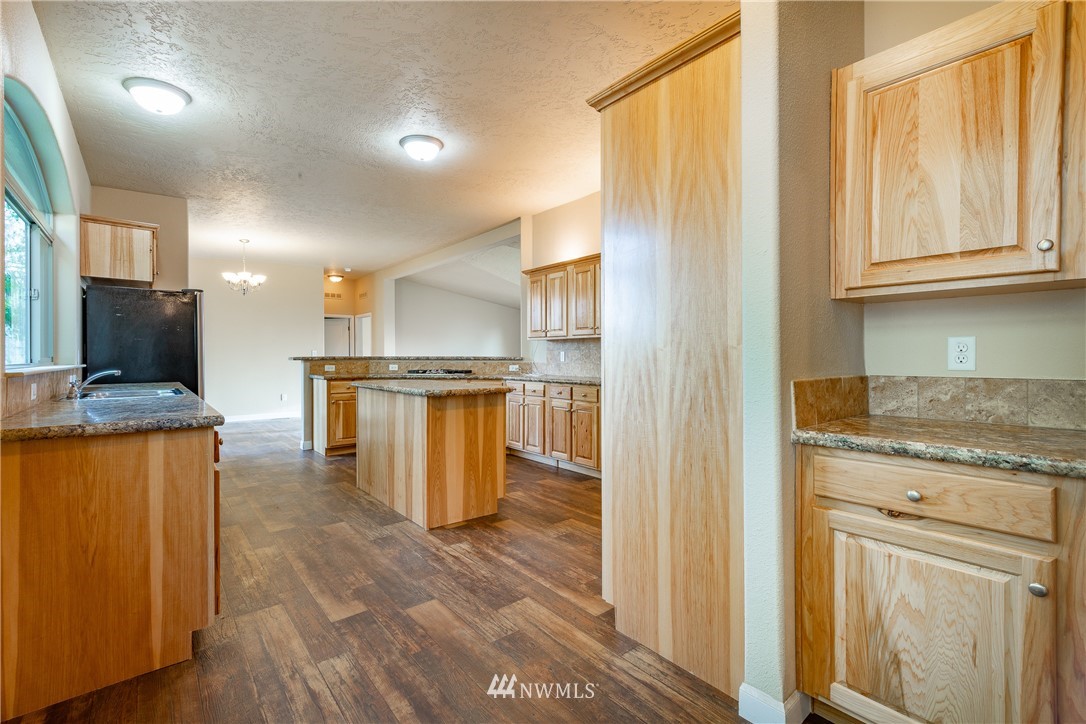 1402 Kelly Road Bellingham, WA 98226 - Photo 10 of 26