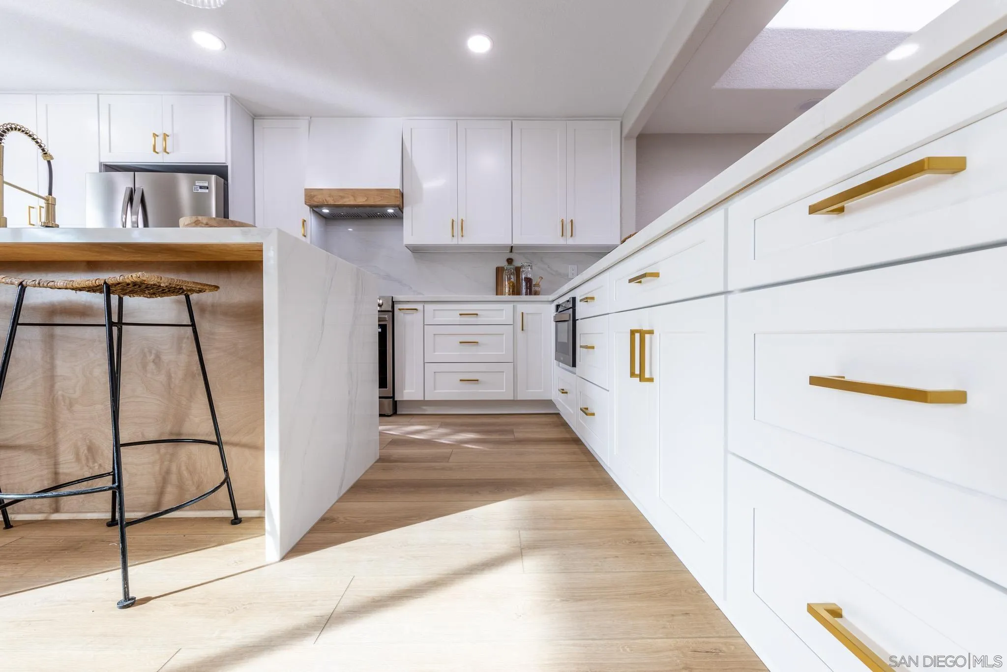 4661 Majorca Way Oceanside, CA 92056 - Photo 6 of 64