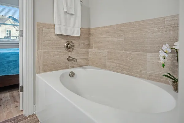 a bathroom with a tub