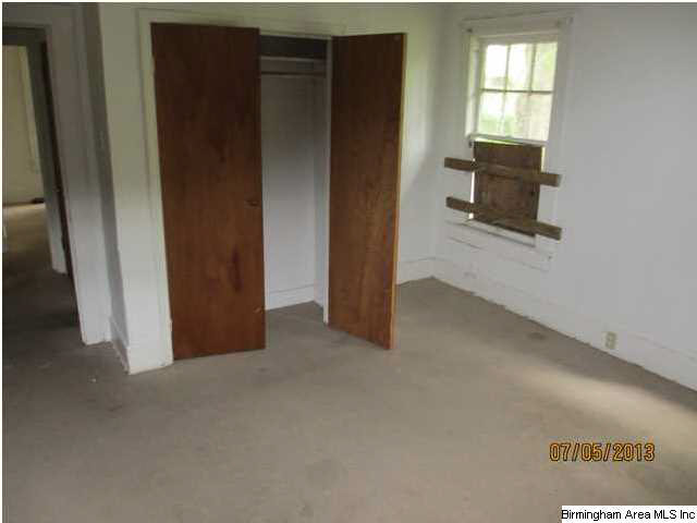 5309 Acadia Terrace Fairfield, AL 35064 - Photo 4 of 9