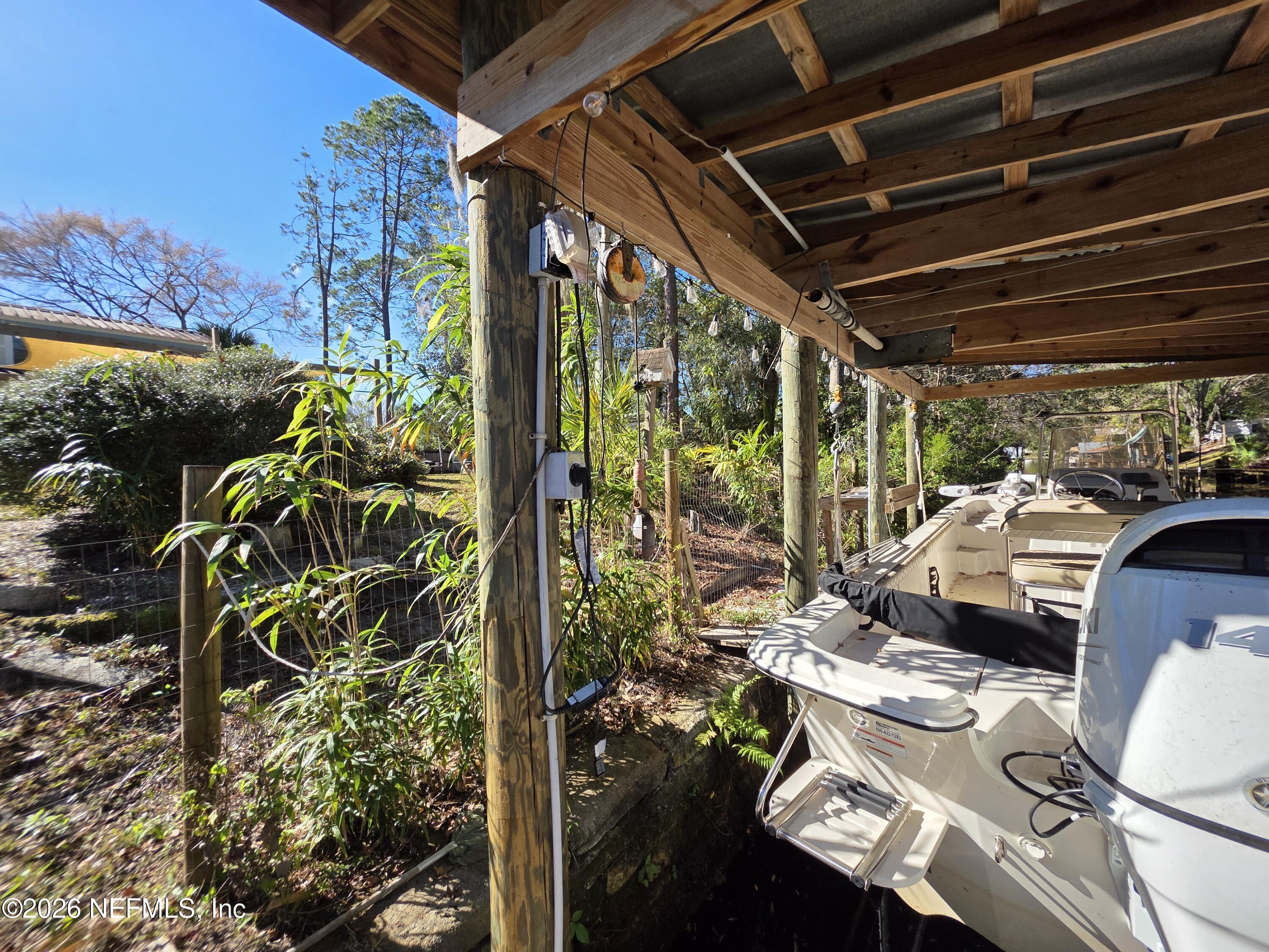 108 Creekside Road Satsuma, FL 32189 - Photo 12 of 51 11