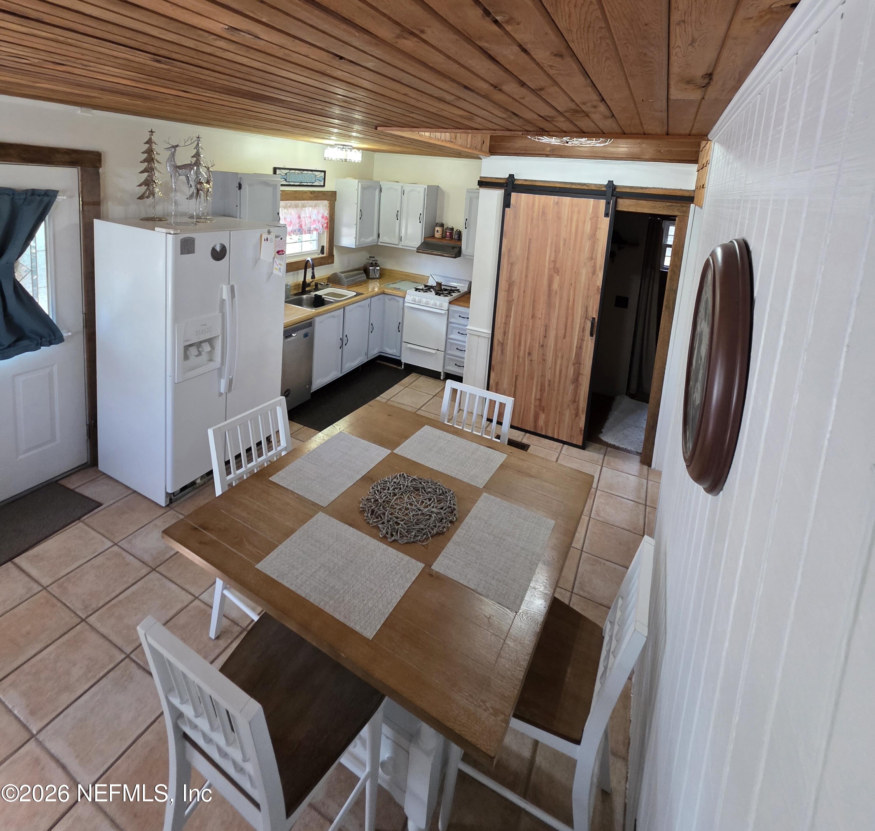 108 Creekside Road Satsuma, FL 32189 - Photo 24 of 51 23