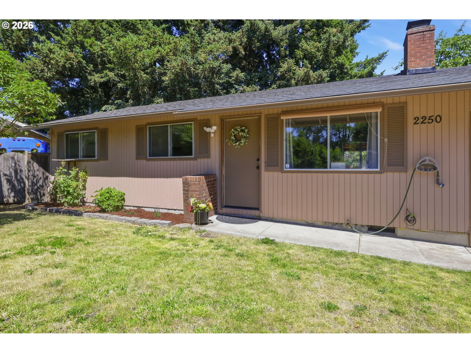 2250 West Irwin Way Eugene, OR 97402 - Photo 4 of 48