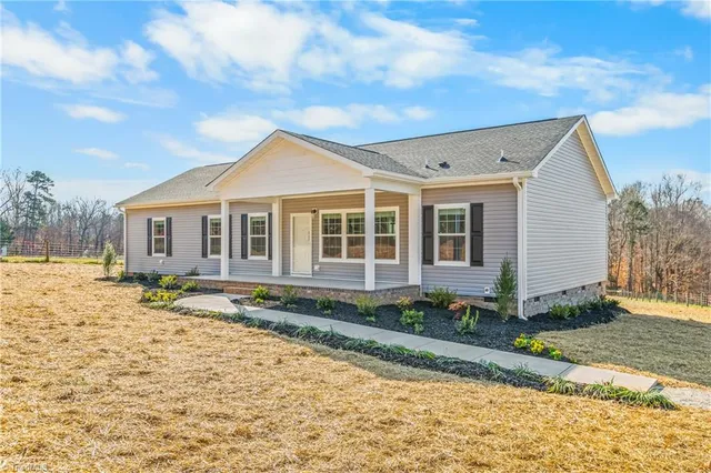 $344,000 | 6782 Siloam Road, Siloam, NC 27047