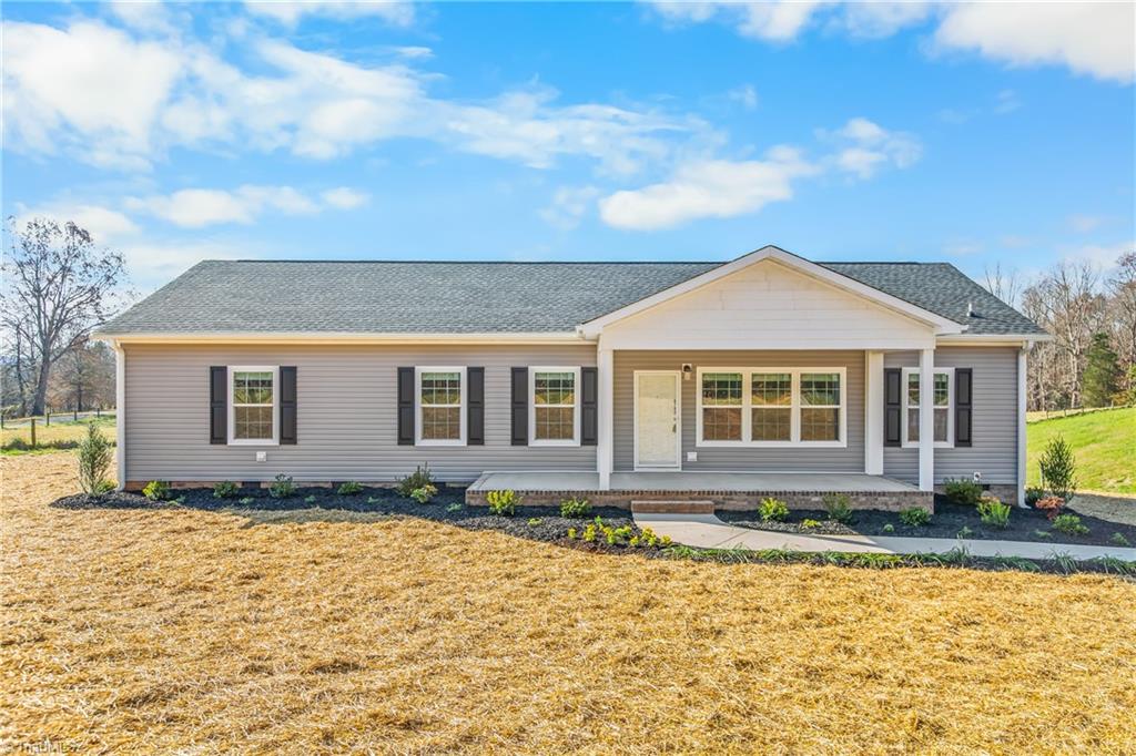 6782 Siloam Road Siloam, NC 27047 - Photo 12 of 43